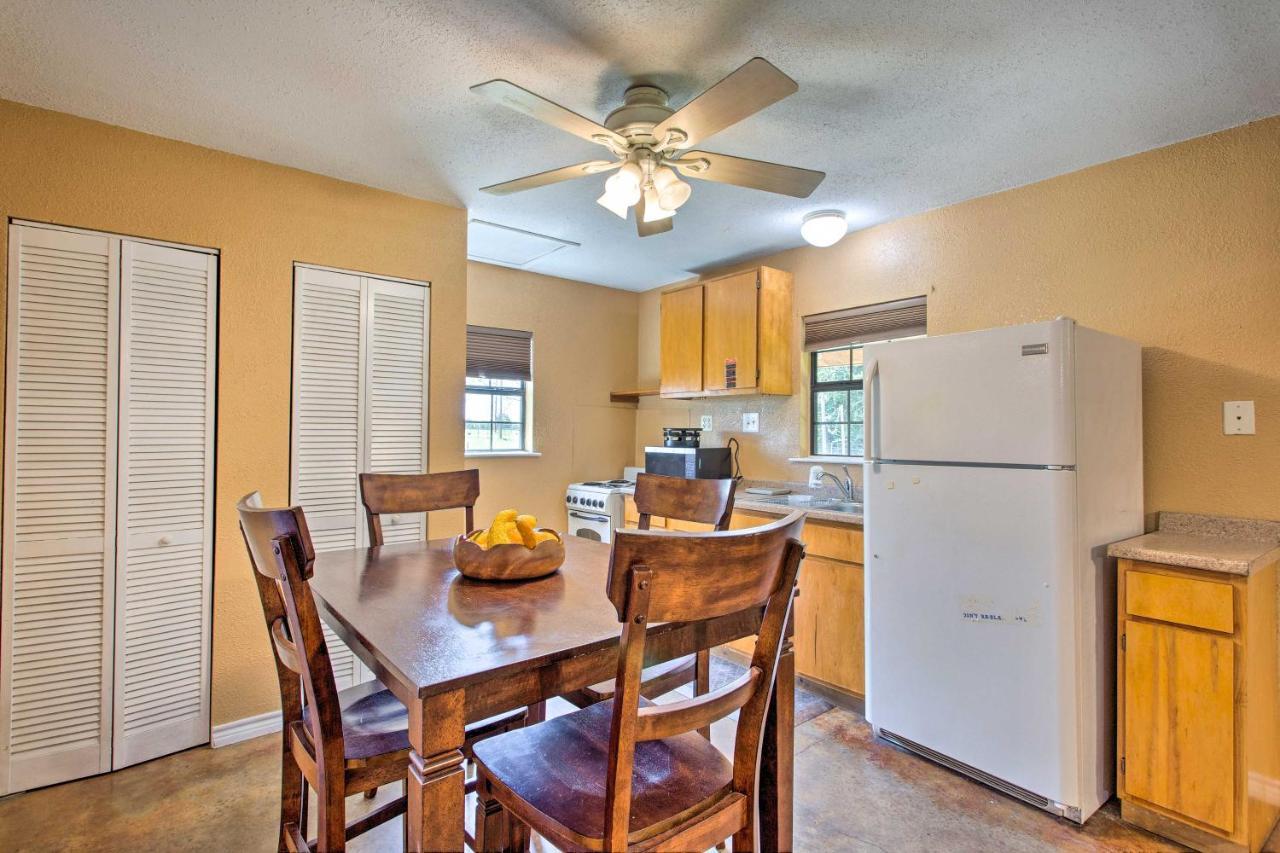 Texas Cabin On 130 Acres Walk To Lake Ray Roberts Collinsville Exteriér fotografie